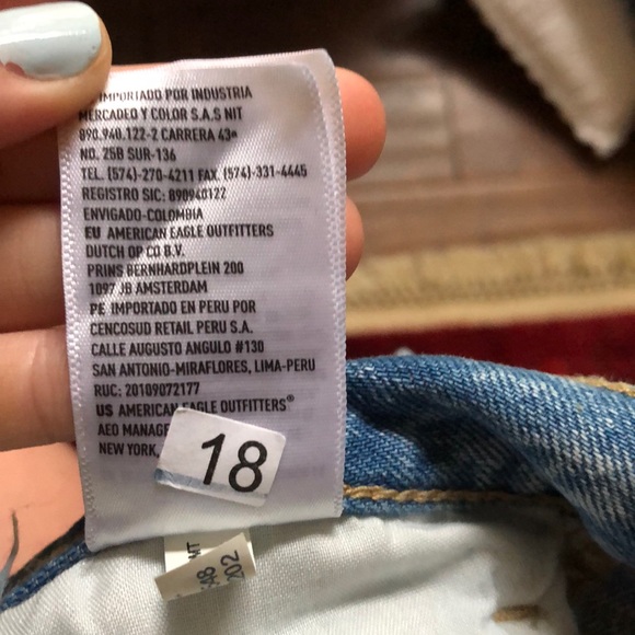 american eagle high waisted jeans - Picture 8 of 8